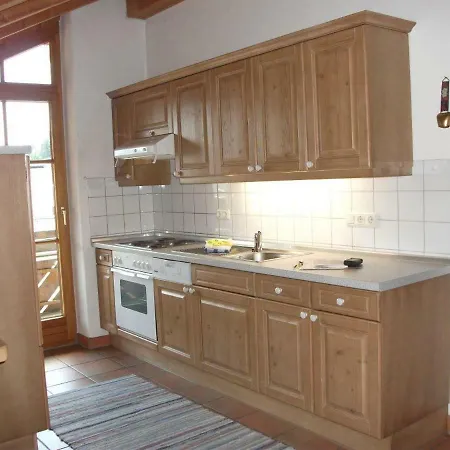 Apartman Haus Einstein *